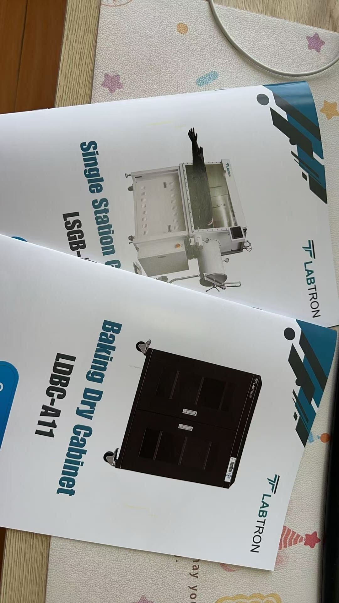 Single Station Glove Box LSGB-A12
