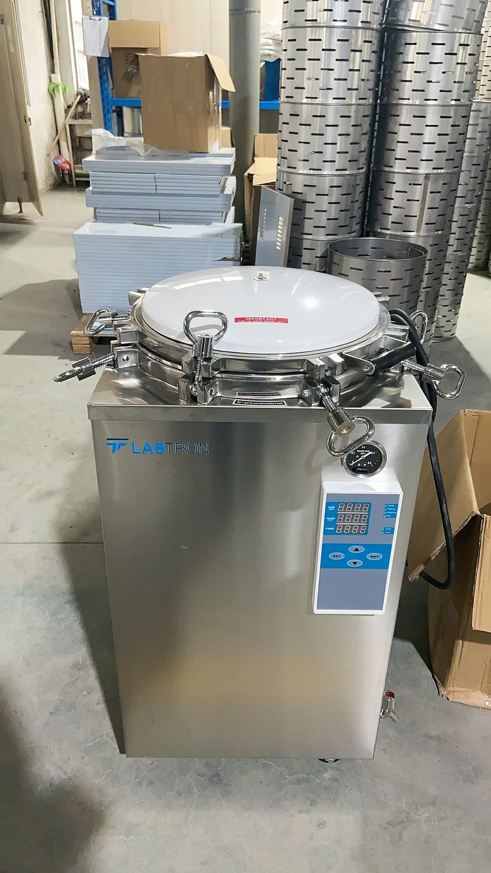 Vertical Autoclave LVA-B12
