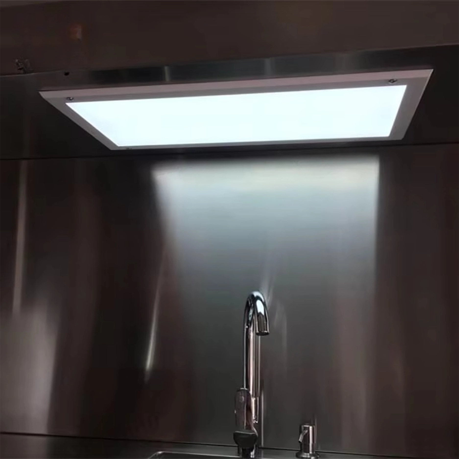 Grossing Table LGRT-A12_Zoom Tap view